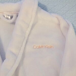 Calvin Klein fluffy white robe. Size medium/large